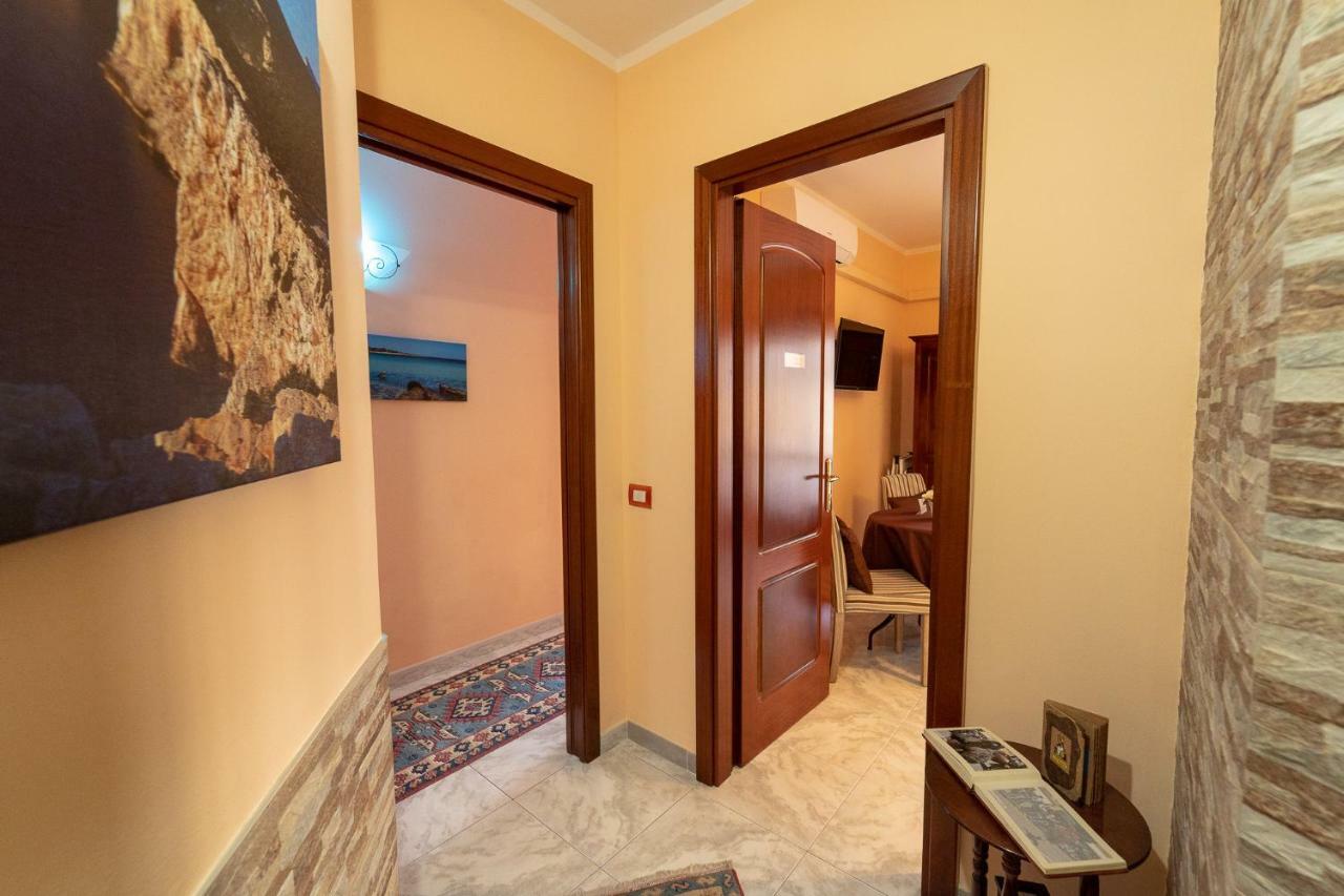 La Rosa - Elegant Rooms Sassari Exterior foto